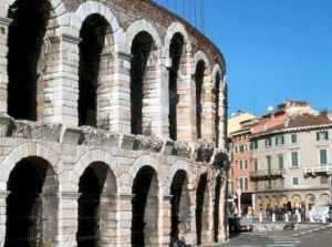 Verona capitale mondiale del trasporto pubblico nelle città medio-piccole