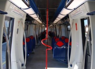 Napoli. “In Circumvesuviana si viaggia verso il futuro”: arriva “Metrostar”, nuovo treno supertecnologico a basso impatto ambientale