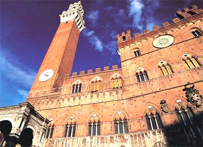 Siena. Il ministro Matteoli si complimenta per il progetto pilota di riordino del sistema di tpl