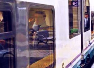 Torino. Ferrovie: più assistenza dei poliziotti in pensione sui treni regionali