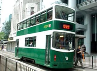 Hong Kong, il tram parlerà francese: Veolia annuncia acquisizione della metà del sistema tramviario da Wharf