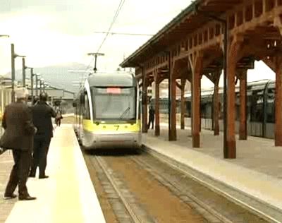 Bergamo. Inaugurato il tram delle Valli: grande successo e affluenza per i due giorni di “Open tram”