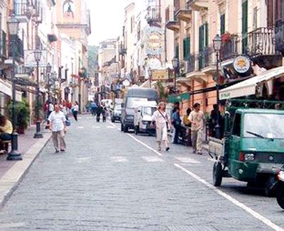 Cosenza. “CityLogistic-Cosenza Merci”: arriva il si dei sindacati  