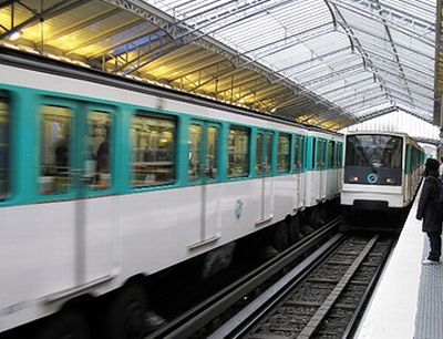 Parigi. Con BlueEyes la Ratp sperimenta un sistema innovativo di guida per i non vedenti