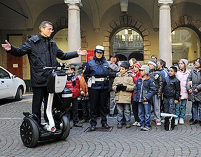 Milano. Due ruote ad emissione zero: Segway è entrato nel parco dei mezzi a disposizione del Comune