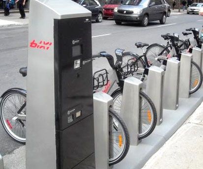 Montreal. Bixi, il bici-taxi, entusiasma i montrealesi