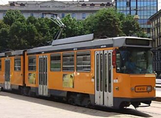 Milano. Tram, nuova vita per la serie 4900: saranno migliorati gli interni e rifatta la colorazione