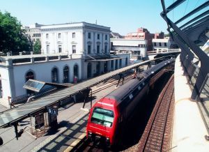 Aosta. Ferrovie: il servizio di trasporto passa fra le competenze della Regione