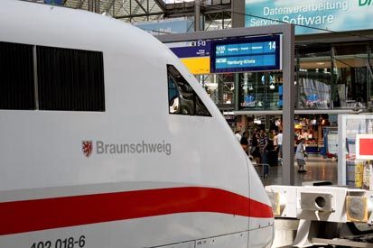 Berlino. Energia eolica per alimentare i treni ad alta velocità