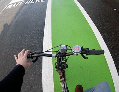 New York vince la sfida delle due ruote: per la rivista Bicycling magazine é la città fiore L'occhiello negli Stati Uniti