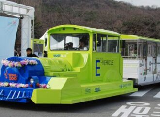 Seoul sperimenta OLEV, trenino elettrico a ricarica induttiva