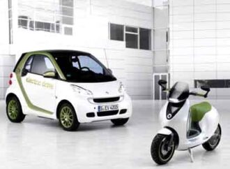 Milano. Smart fortwo electric drive sbarca all’EICMA 2010