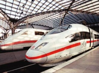 Berlino. Siemens: commessa da 6 mld per i treni superveloci di Deutsche Bahn