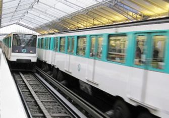 Parigi si scopre viaggiando in metrò grazie alla nuova guida