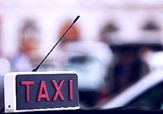 Roma. Taxi: il Comune approva nuovo regolamento