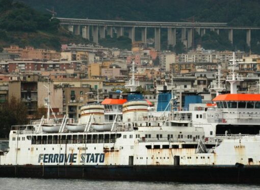 Un autobus del mare per l’area dello Stretto