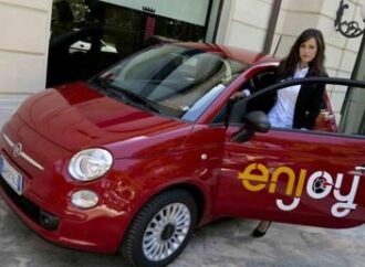 Enjoy, car sharing vacanziero fino a settembre a Rimini