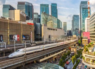 Tokio, ogni giorno 8 milioni di passeggeri in metropolitana