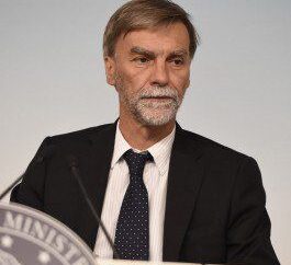 Delrio: scioperi non diventino sabotaggi senza rispetto delle regole