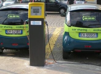 Modena: Car sharing, il Comune riparte con le elettriche