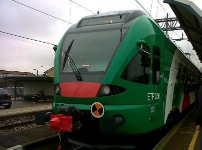 Bologna: presentato il nuovo treno ETR 350