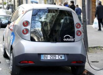 Parigi: addio al car sharing di Bollorè