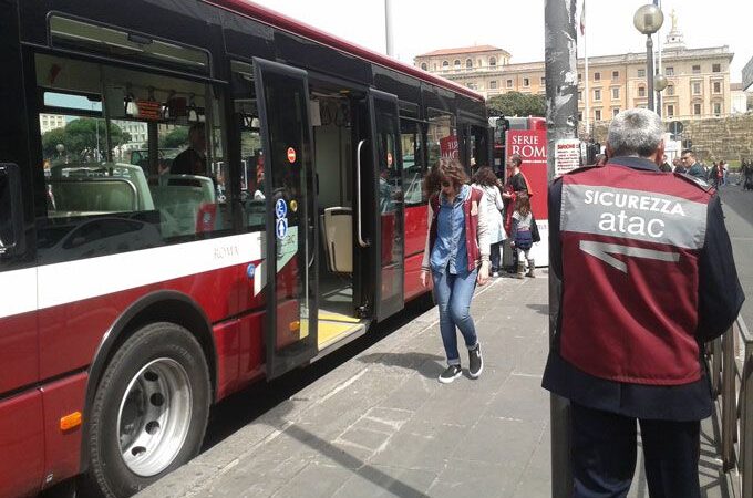 Atac: 600 conducenti nominati agenti di polizia amministrativa