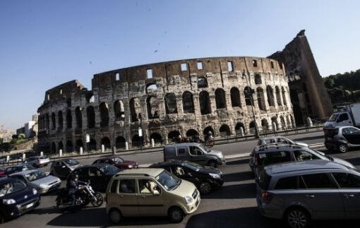 Traffico: Roma maglia nera in Italia