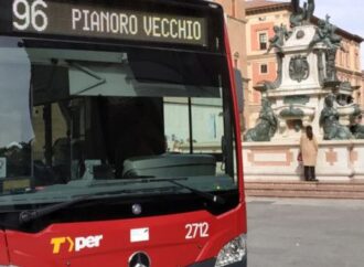 Bologna:Tper, presentati 19 bus ibridi