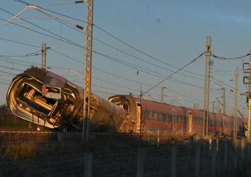 Deraglia un Frecciarossa, morti i macchinisti