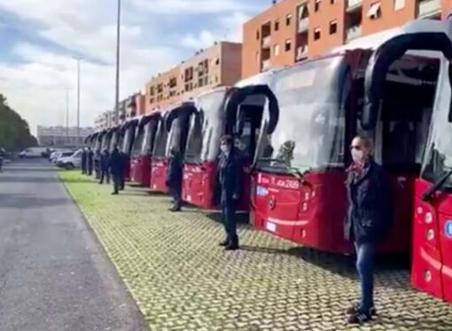 Roma: Atac, presentati 40 nuovi bus per il quadrante nord-est