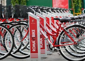 ROMA. PROGETTO PILOTA PER IL BIKE SHARING: LO PROMUOVONO CEMUSA E IL COMUNE