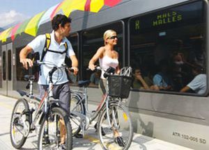 Bolzano. Trasporto bici sui bus: oggi il via al progetto pilota sulla tratta San Candido-Cortina