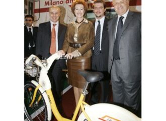 Milano, città sempre più amica della bicicletta presenta “BikeMi”, bike sharing milanese