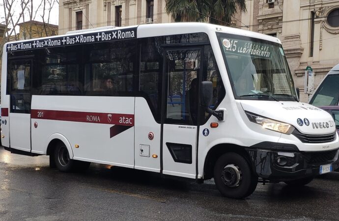 Atac: avviata procedura per l’acquisto di due minibus in autofinanziamento