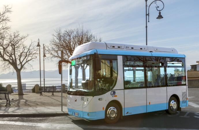 Cagliari: Ctm, la linea 11 diventa completamente elettrica con i minibus 100% elettrici