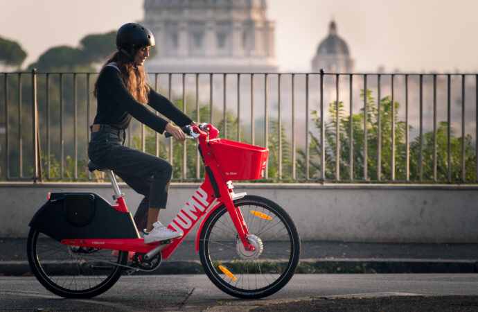 Roma corre in bici, iniziata sperimentazione pubblica della App