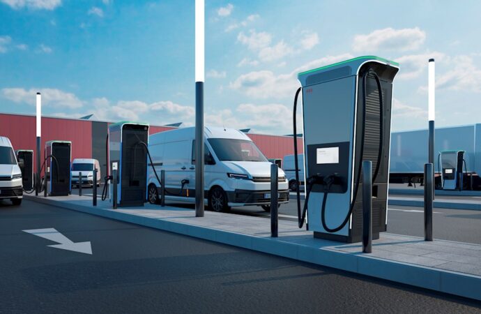 ABB lancia la stazione di ricarica per auto elettriche più rapida al mondo