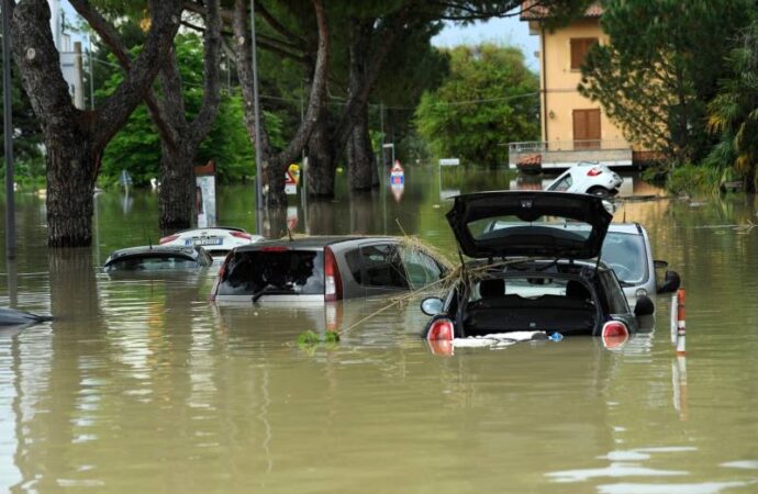 Alluvione Emilia Romagna: auto distrutte o danneggiate, al via il bando per i contributi