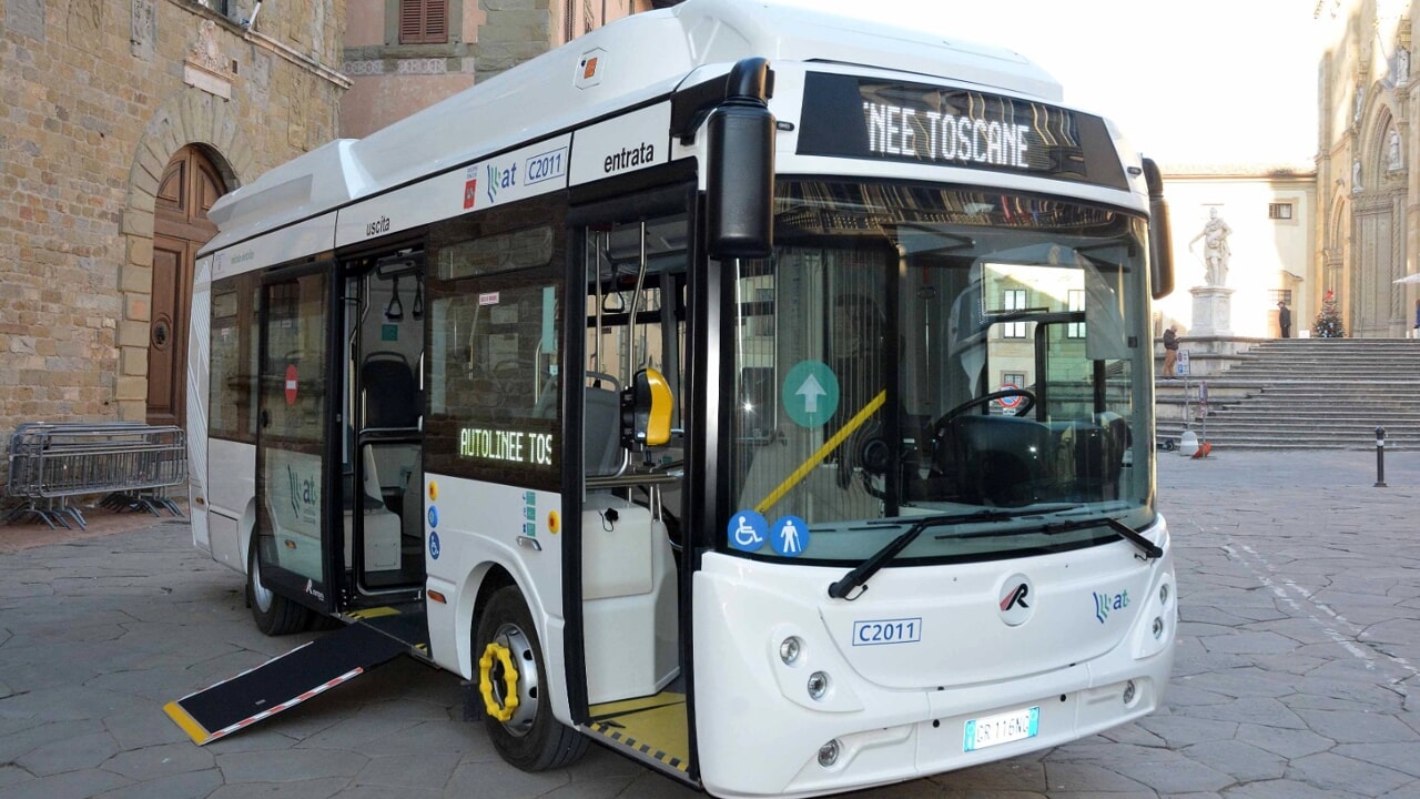 Arezzo nuovi bus elettrici di Autolinee Toscane Clickmobility