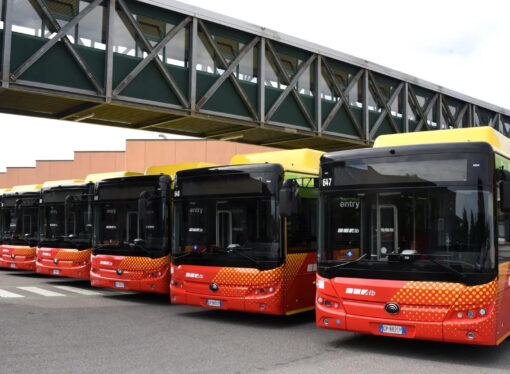 Bergamo: ATB, operativi 18 nuovi bus a metano