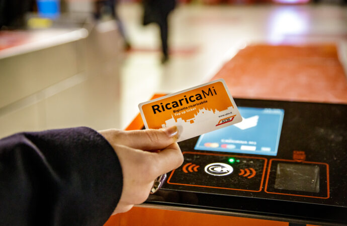 Milano: ATM, debutto del ticket ricaricabile