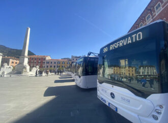 Massa Carrara: At, presentati dieci nuovi bus